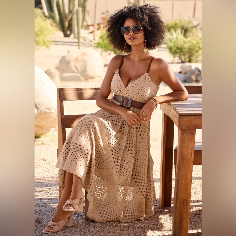 NWT- Muse By Boston Proper Tan Eyelet Dress- Size 10 (Medium)